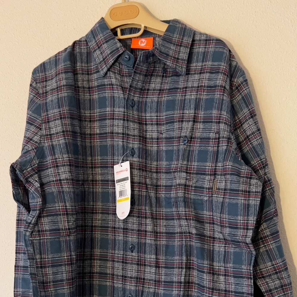 Merrill MEN/H OMMES
BOYCE JASPE TWLLSHRT
JMF23492-403
BLUE SPRUCE , size M